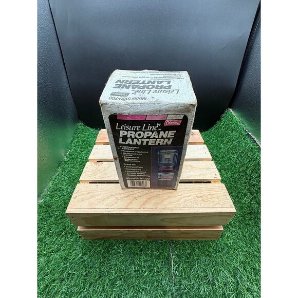 Vintage Coleman Leisure Line Propane Lantern – Model 5130-700-No Glass - Picture 9 of 9
